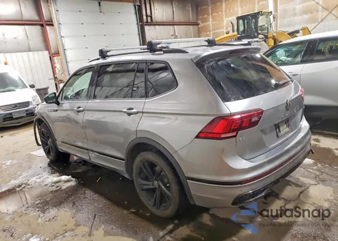 2023 Volkswagen Tiguan Se R-Line Black z USA, uszkodzony, nr VIN 3VV8B7AX9PM136105